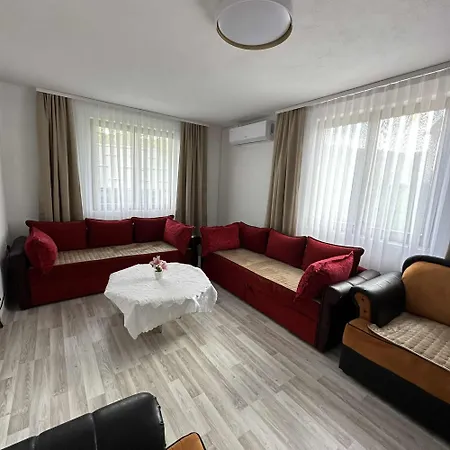 Semesterbostad Mumi *